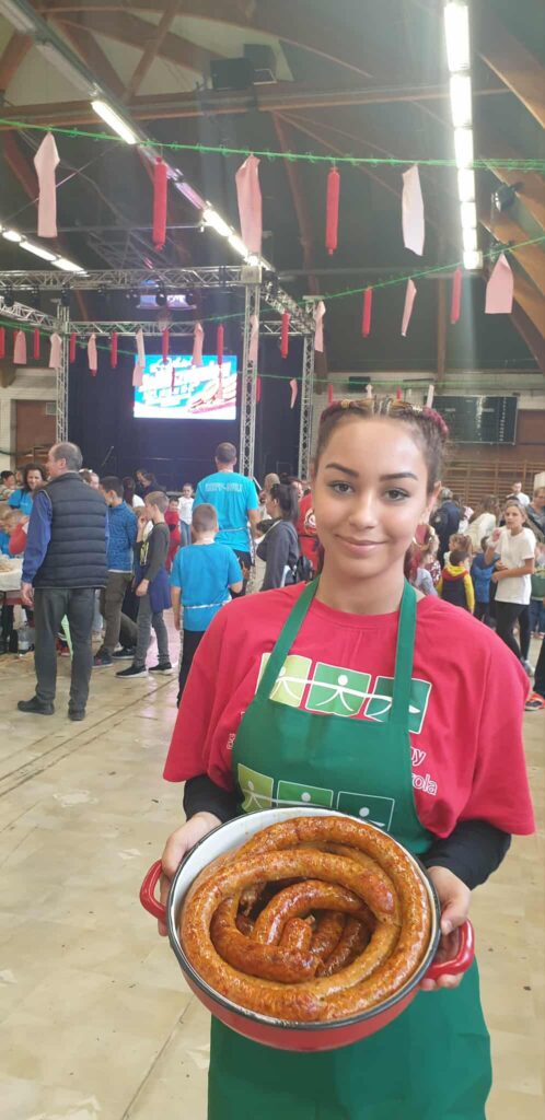 Kolbászvigalom - hagyományőrzés, kóstolás 21 Kolbászvigalom - hagyományőrzés, kóstolás 21