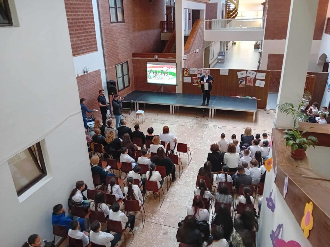 Október 23-ra emlékeztünk 5 Október 23-ra emlékeztünk 5