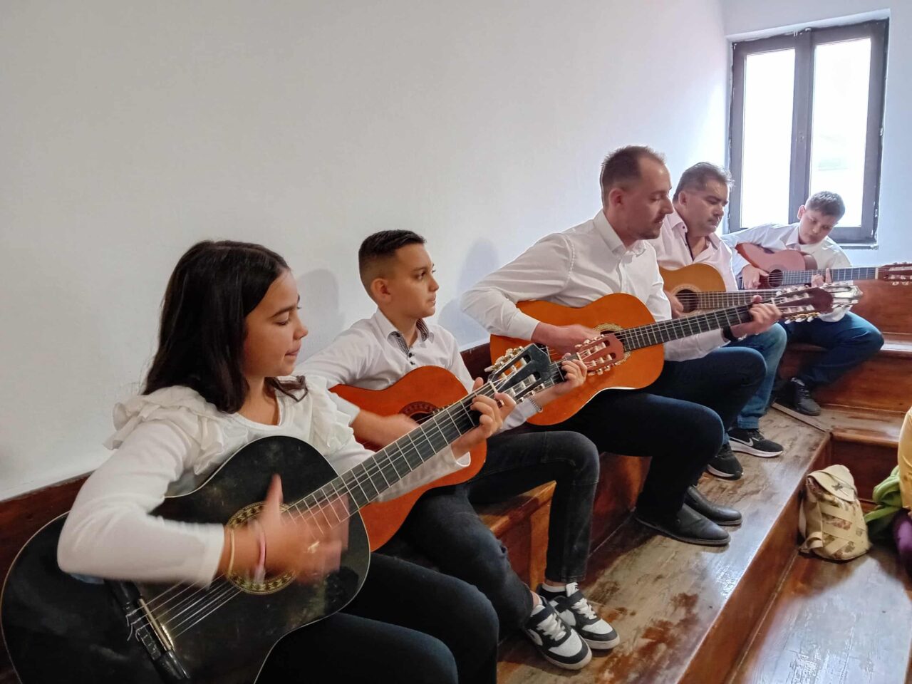 Egykori kollégáink vendégségben iskolánkban 29 Egykori kollégáink vendégségben iskolánkban 29