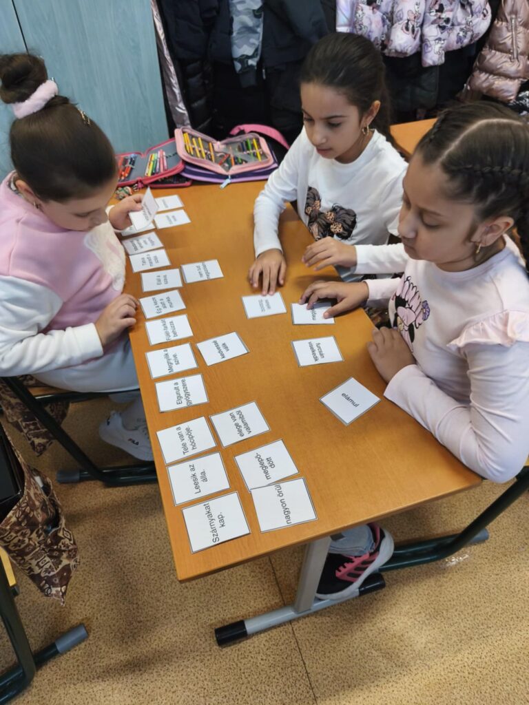 A magyar nyelv napja - november 13. 12 A magyar nyelv napja - november 13. 12