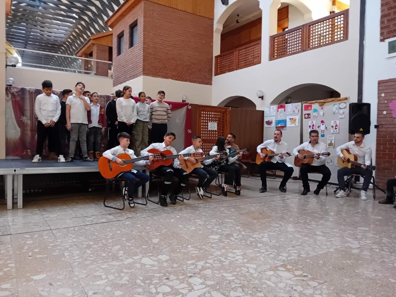 Zsánesz románesz? - roma projektdélután 4 Zsánesz románesz? - roma projektdélután 4