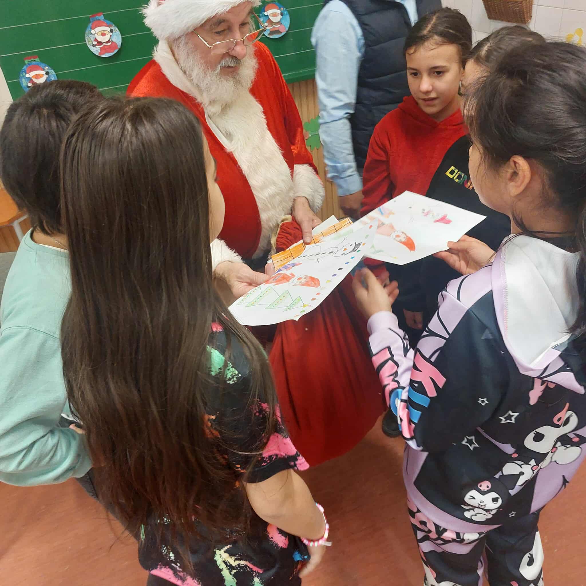 Mindenkit meglátogatott a Mikulás 1