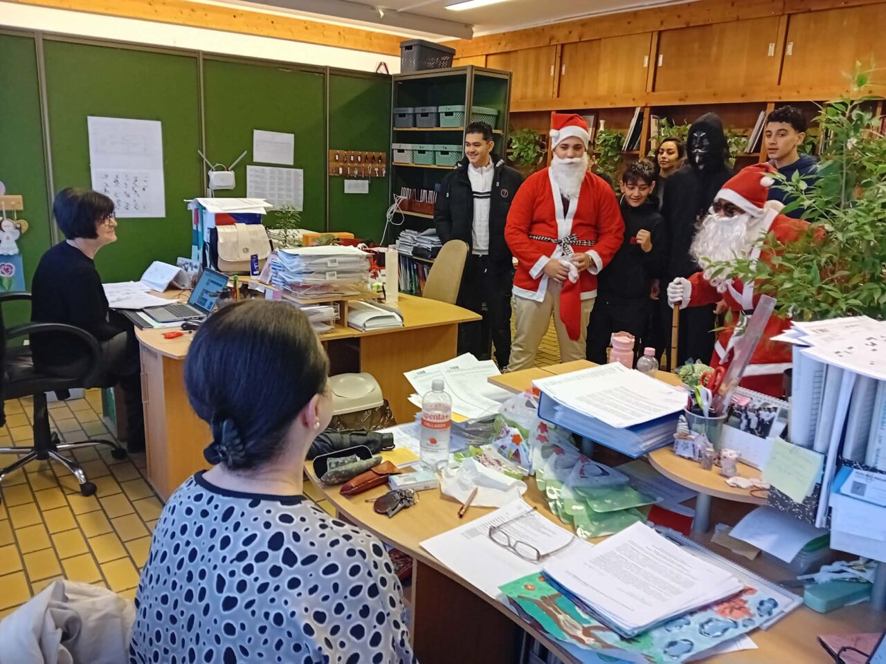 Mindenkit meglátogatott a Mikulás 8