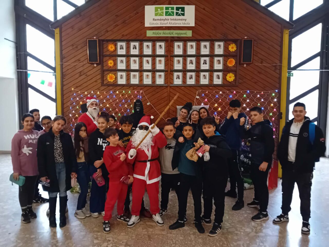Mindenkit meglátogatott a Mikulás 19