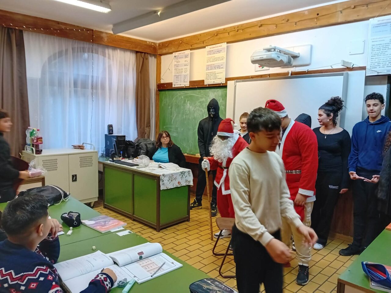 Mindenkit meglátogatott a Mikulás 20