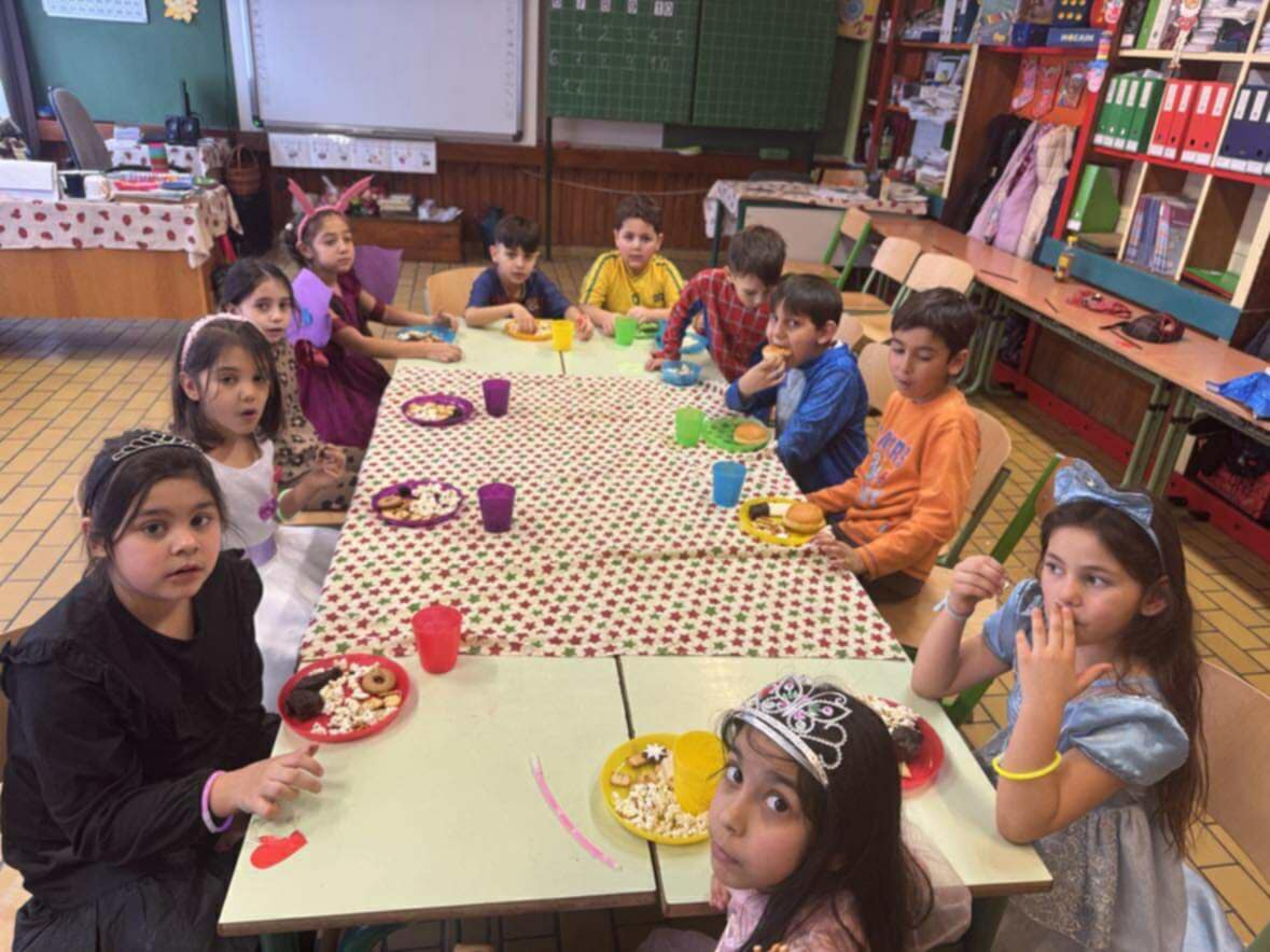 Télbúcsúztató... 10 Télbúcsúztató... 10