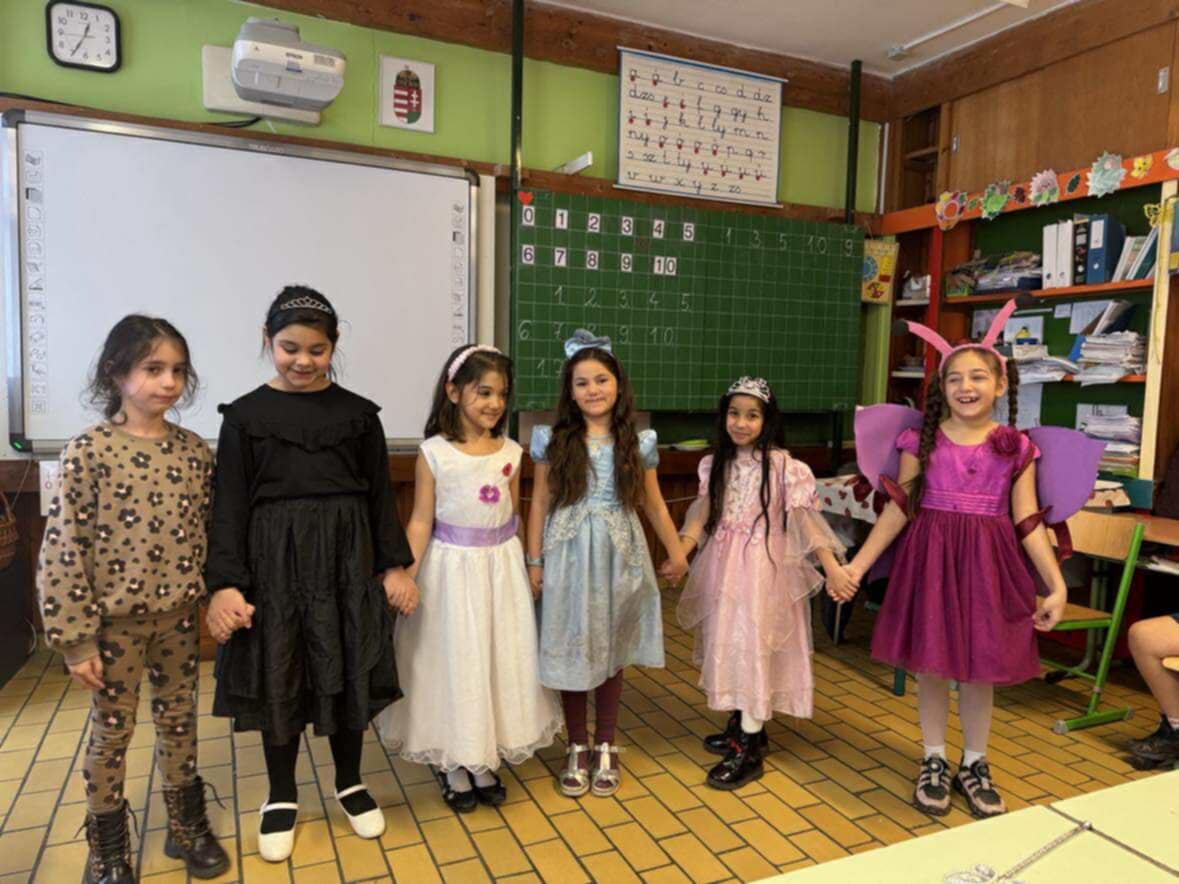 Télbúcsúztató... 7 Télbúcsúztató... 7