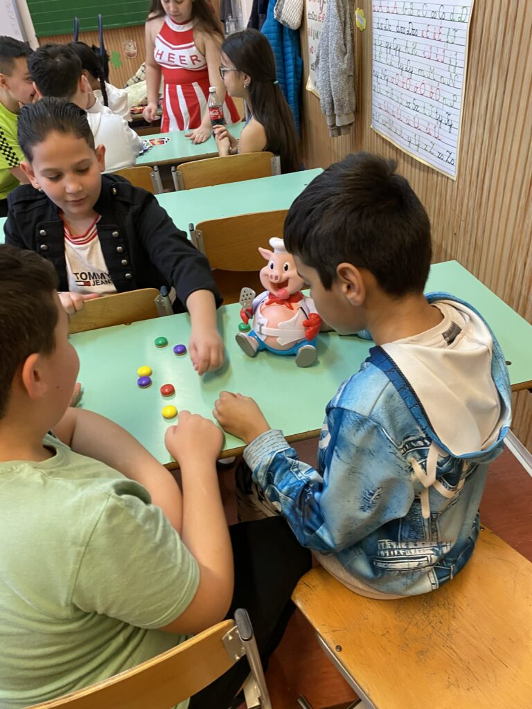 Télbúcsúztató... 25 Télbúcsúztató... 25