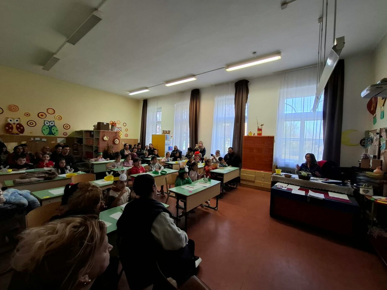 Iskolába hívogató - teltházzal! ... Beiratkozás csütörtökön és pénteken! 5