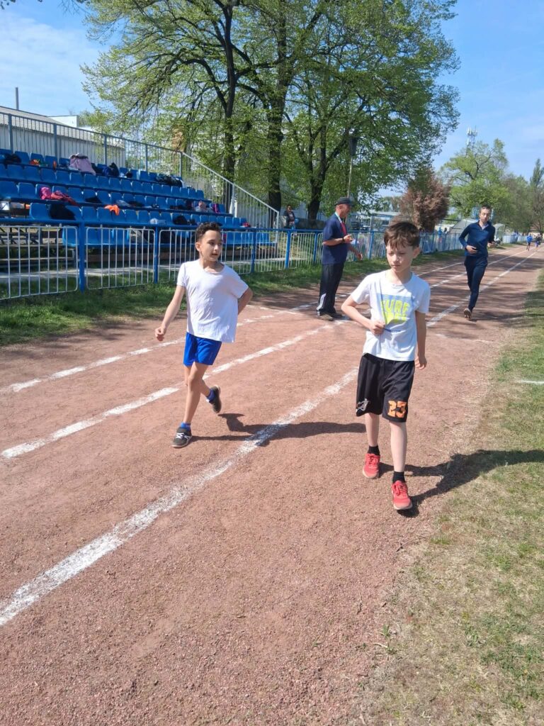 Diákolimpia: sikeresek voltak atlétáink! 9